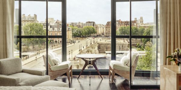 Hôtel Cheval Blanc – Paris